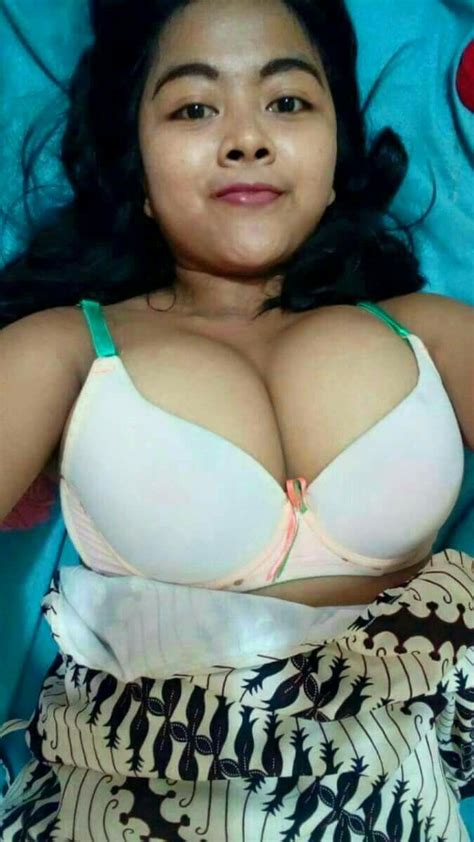 Susu Besar Cewek Bugil Arab