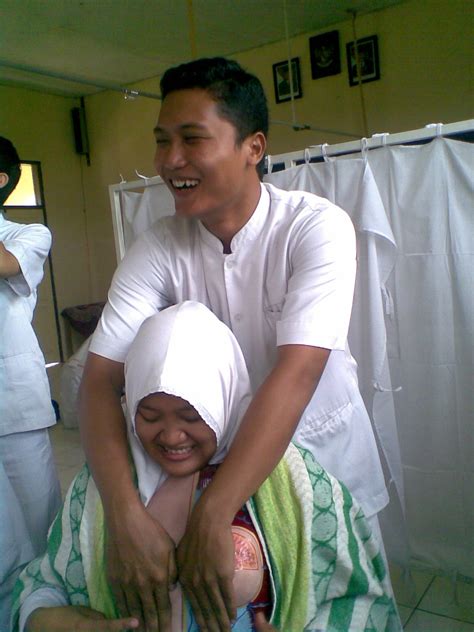 Foto Ngemut Kontol Seragam Sma