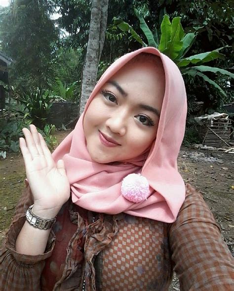 Tkw Jilbab Pink Ngentot