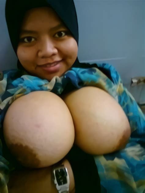 Susu Besar Cewek Bugil Arab