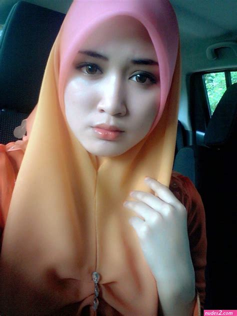 Model Jilbab Bugil