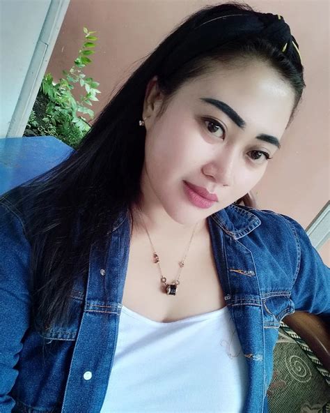 Tante Melda Tlanjang