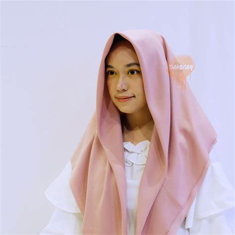 Tkw Jilbab Pink Ngentot