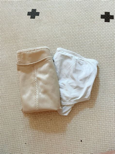 Celana Dalam Pramugari