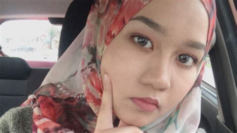 Foto Bugil Rika Rahim