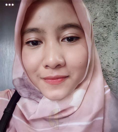 Foto Bugil Rika Rahim