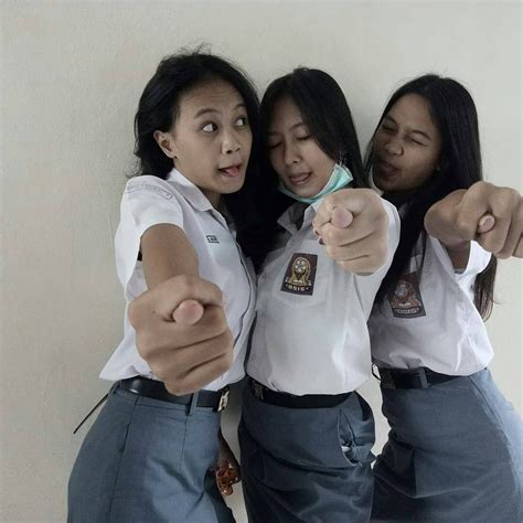Foto Ngemut Kontol Seragam Sma