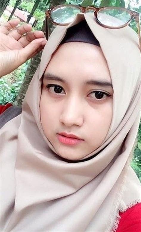 Tkw Jilbab Pink Ngentot