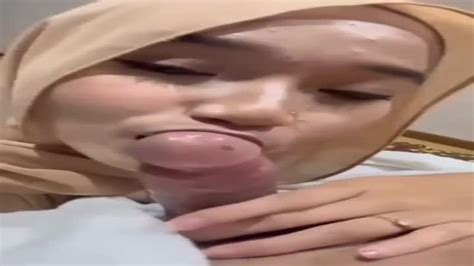 Jilbab Blowjob Crot