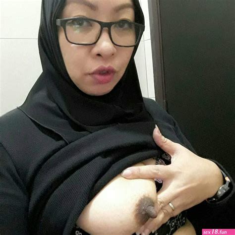 Payudara Dan Memek Terbesar