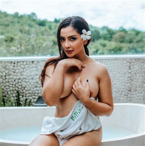 Sisca Melyana Tanpa Sensor