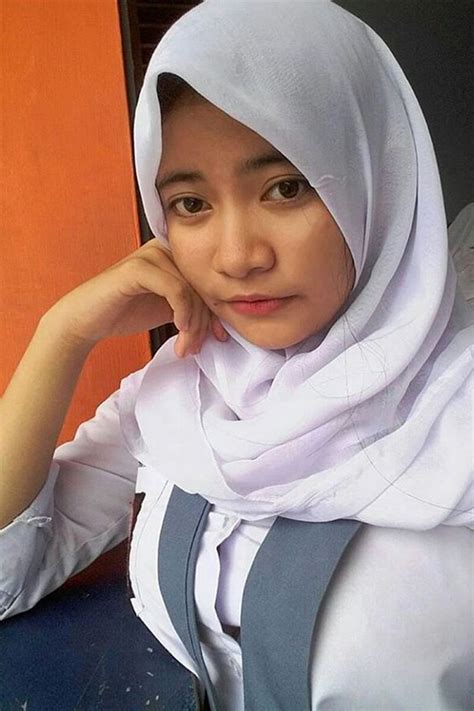 Cewe Jilbab Cantik