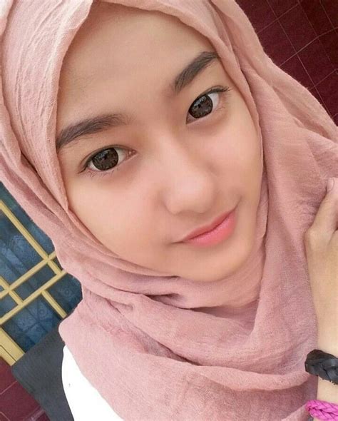 Tkw Jilbab Pink Ngentot