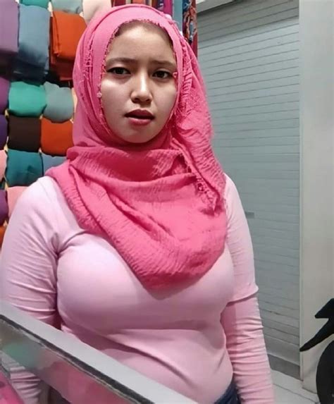 Tkw Jilbab Pink Ngentot