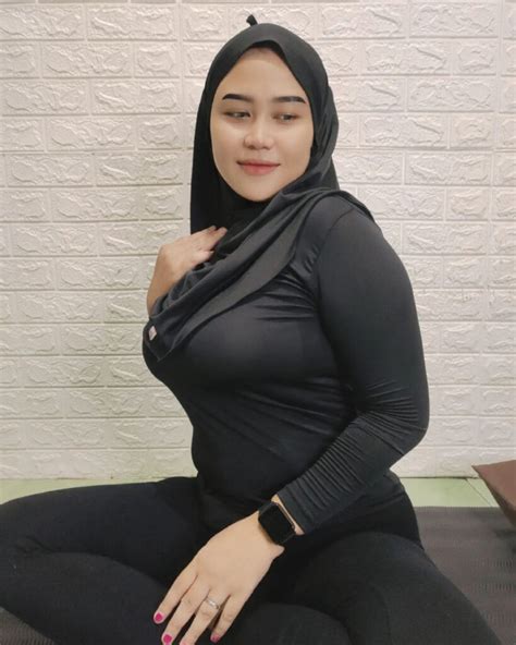 Foto Cewek Bokong Semok Pakai Baju Tidur