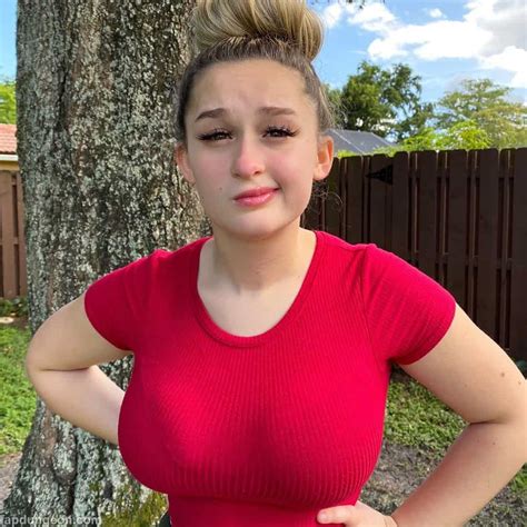 Lesbian Tit Flash