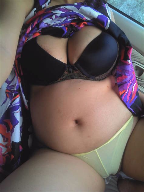 Tante Pamer Memek Itil Gede