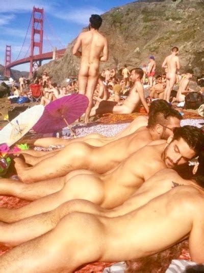 Gay Butt Kissing