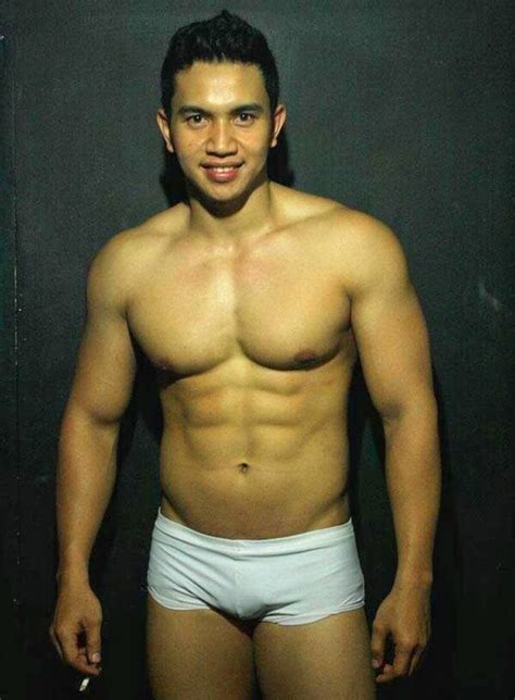 Artis Ketagihan Kontol