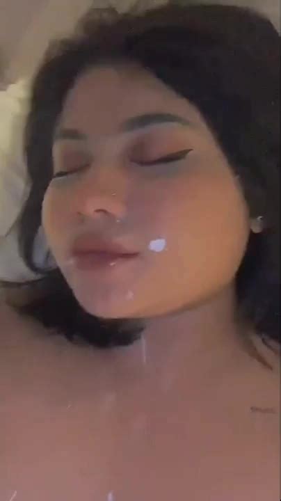 Foto Riana Dea Bugil