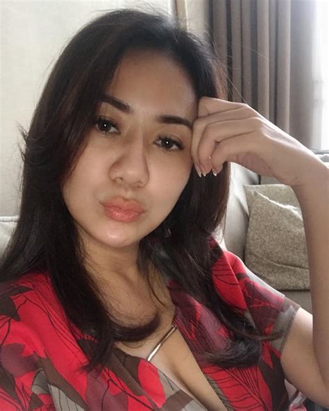 Foto Ngemut Payu Dara