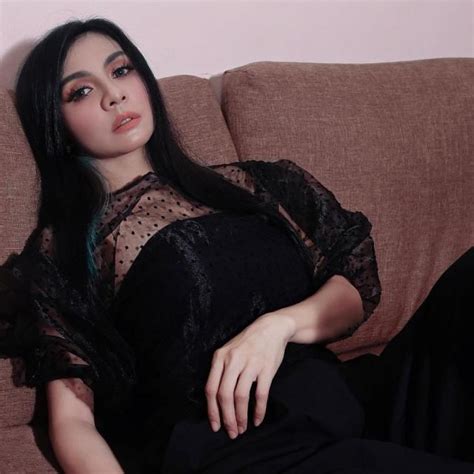 Foto Cewek Kopitan Sampai Pingsan