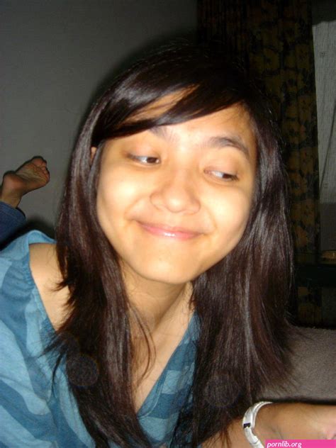 Hijab Arab Bugil