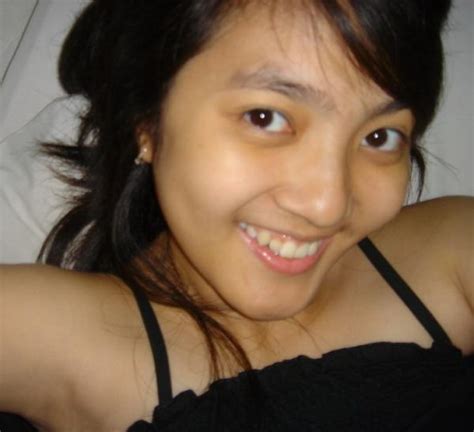 Widya Magdalena Bugil