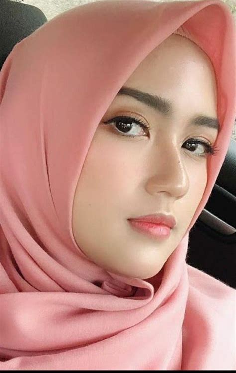 Ngentot Dengan Guru Berjilbab Toge